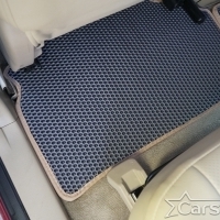 Автомобильные коврики EVA на Toyota Highlander I (2001-2007)