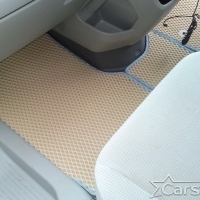 Автомобильные коврики EVA на Toyota Noah-Voxy II пр.руль (2007-2015) Без салазок