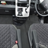 Двухслойные коврики EVA на Toyota Noah-Voxy II пр.руль (2007-2015) 2 ряд - без прохода
