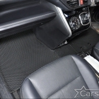 Двухслойные коврики EVA на Toyota Noah-Voxy III пр.руль (2014->)