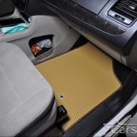 Автомобильные коврики EVA на Chrysler Grand Voyager V (2008->) 2 ряд: кресла 1+1 убираются в пол